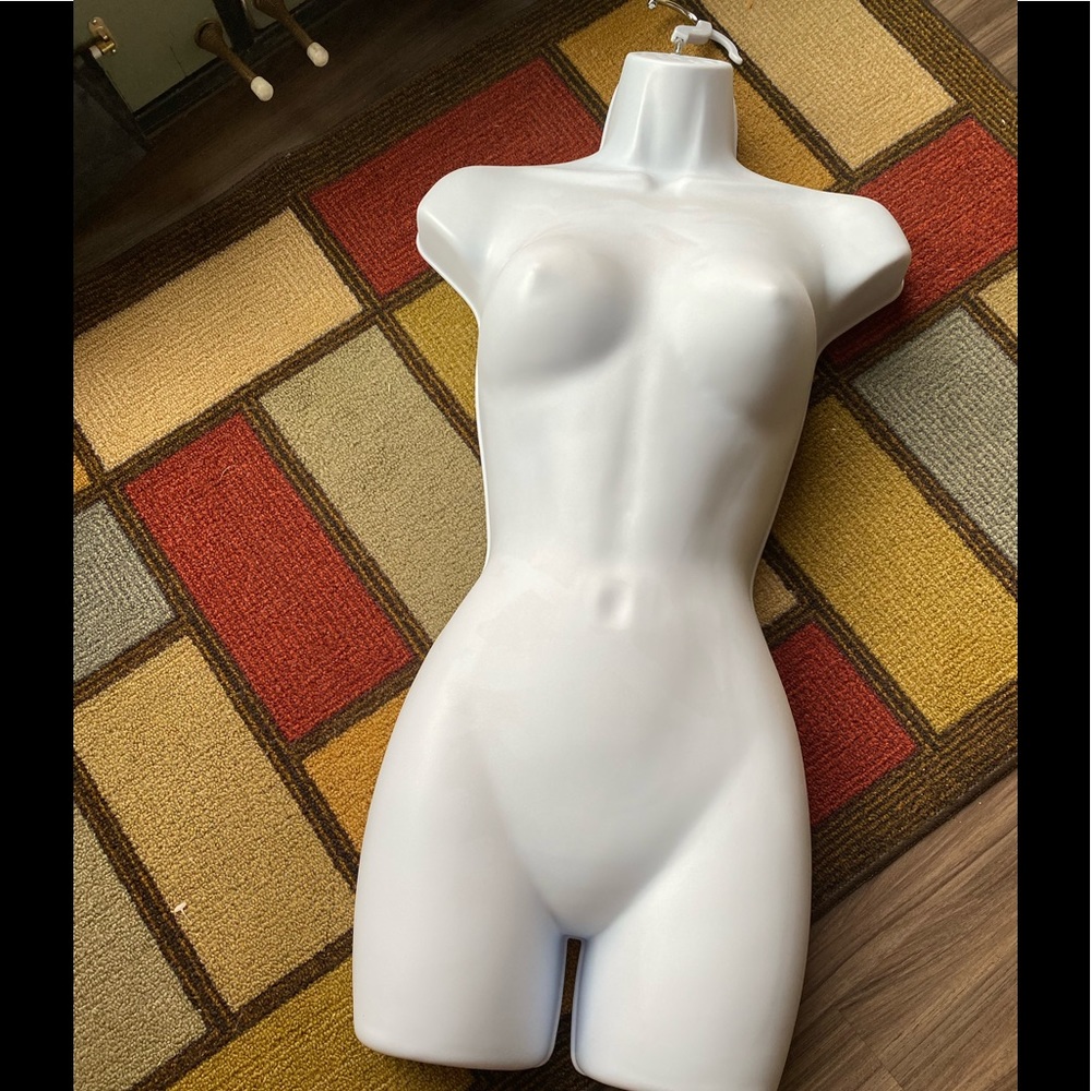Maniquin half torso/